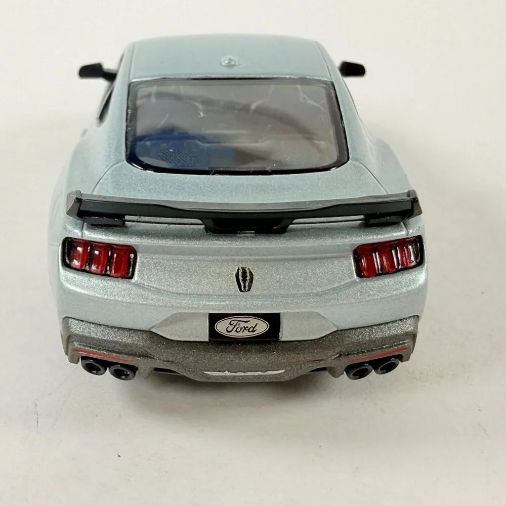 Kinsmart 2024 Ford Mustang Dark Horse Pull Back Diecast 1:38 Silver Black